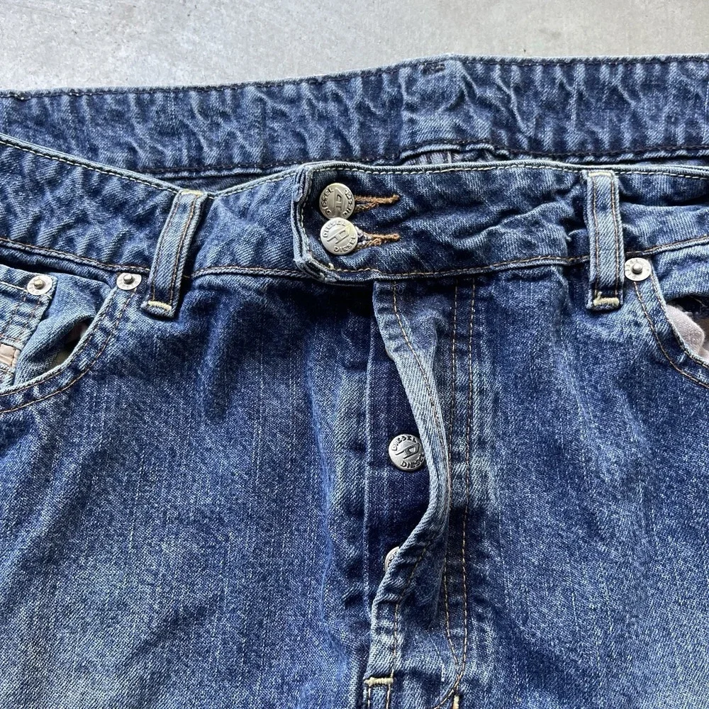 Vintage Diesel Straight Bootcut Dark Jeans Japanese Y2K Style Size 36 Button Fly
